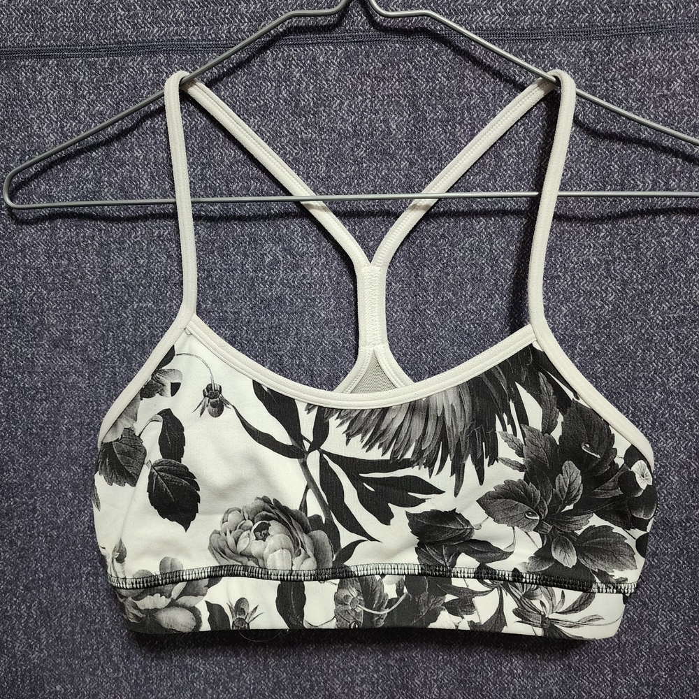 #026 Lululemon Floral Print Sports Bra Size 4